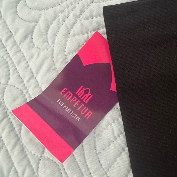 NWT Small Black Shapewear Shorts - Empetua - Picture 3 of 4